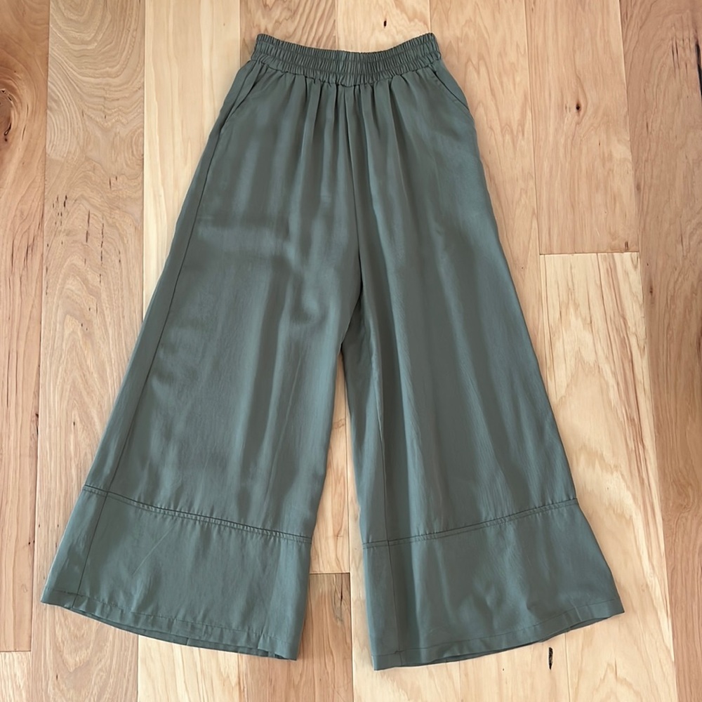 Carly Jean Hayes Pants, Olive xs